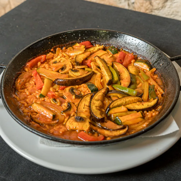 Paella di verdure vegetariana — Restaurante Gaudeix, Sagrada Família, Barcellona